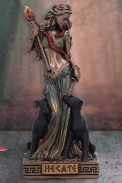 Nemesis Now – Hecate Moon Goddess (Mini)