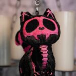 Vampire Freaks — Bubblegum Skelekitty