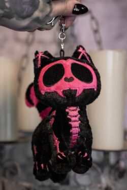 Vampire Freaks — Bubblegum Skelekitty